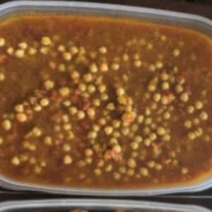 Chickpea Curry, Brown Rice, and Steamed Broccoli by codyalanstubbs